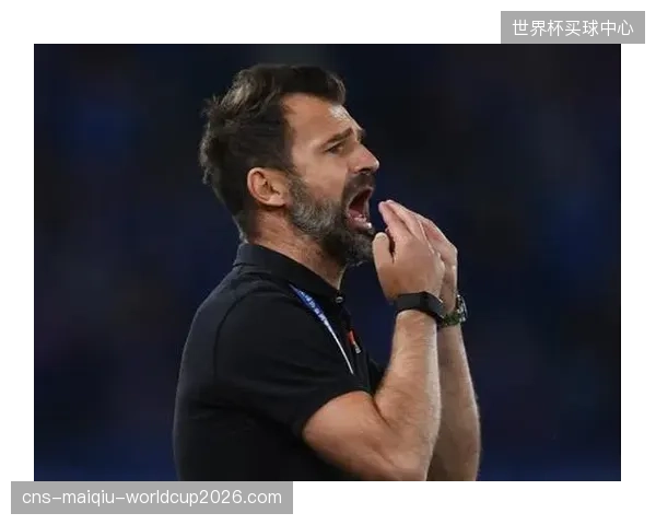 由林德洛夫领导的后防线虽然面临老化问题，但严明的战术纪律和整体协作仍是球队成绩的根本保障。